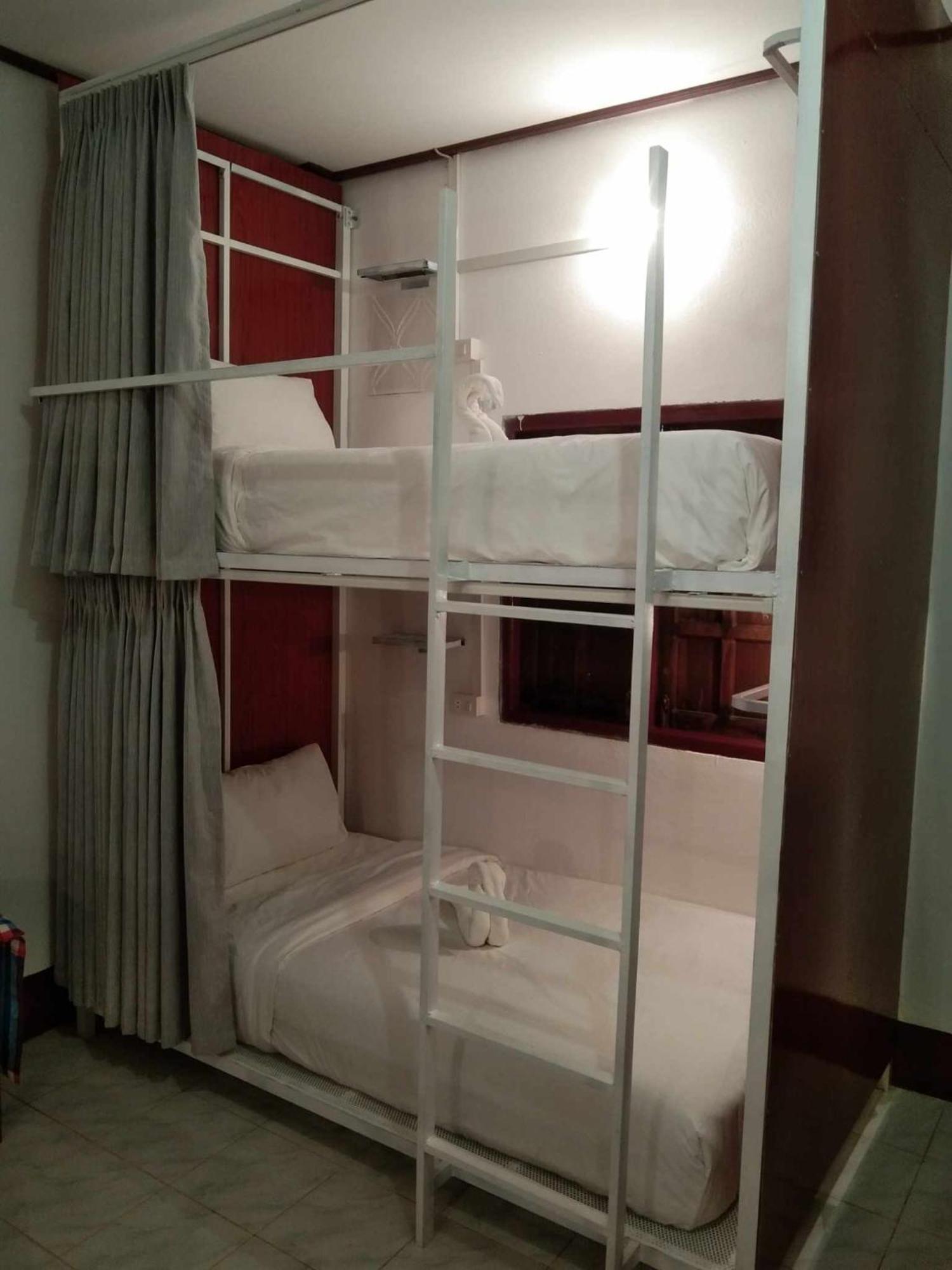 Thongdam Guesthouse บ้านออ ห้อง รูปภาพ