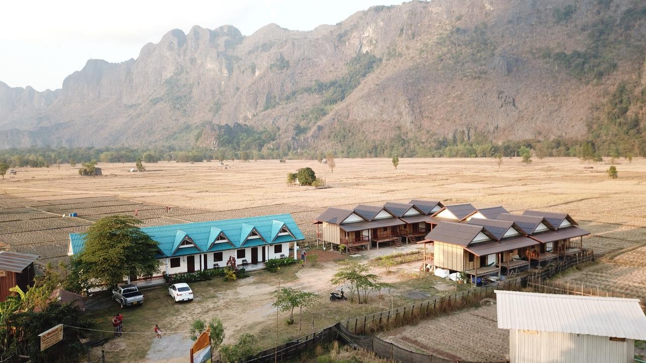 Thongdam Guesthouse บ้านออ ภายนอก รูปภาพ