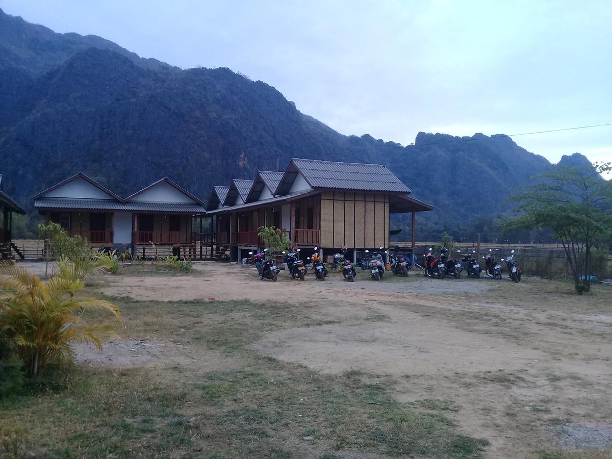Thongdam Guesthouse บ้านออ ภายนอก รูปภาพ