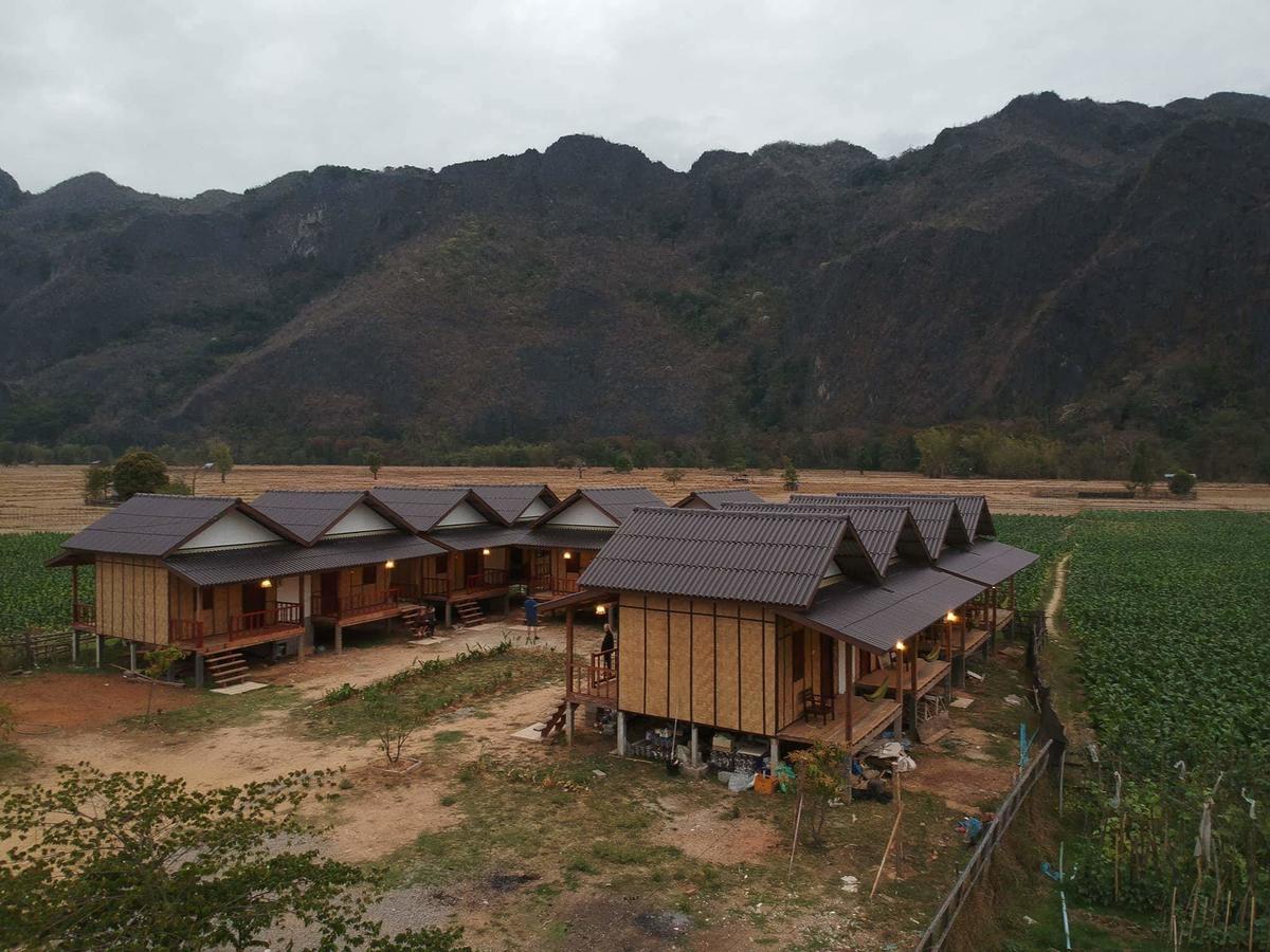 Thongdam Guesthouse บ้านออ ภายนอก รูปภาพ