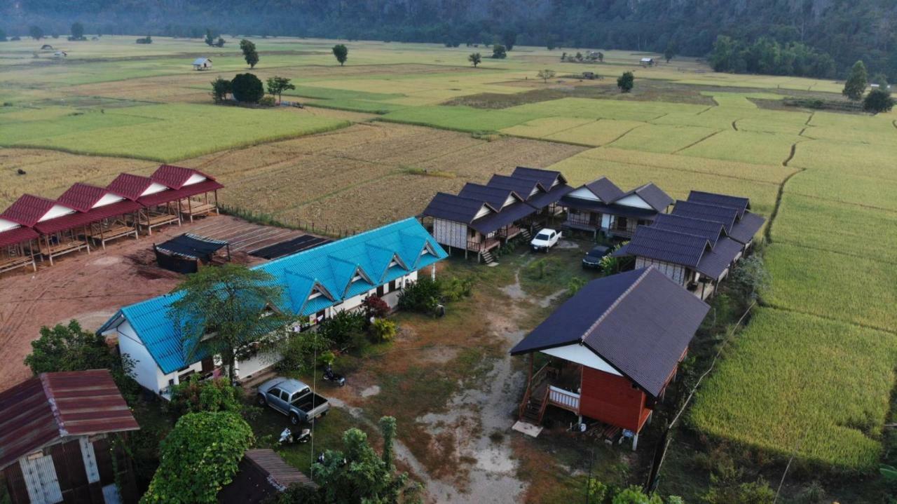Thongdam Guesthouse บ้านออ ภายนอก รูปภาพ